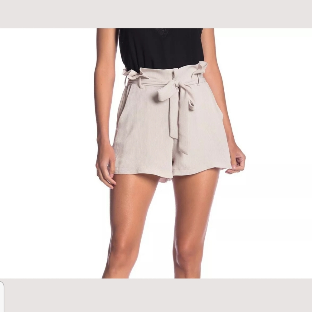 🌷Lush Paper Bag Shorts